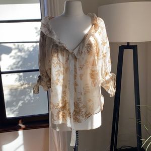 Hanii Y Floral Blouse Size 44